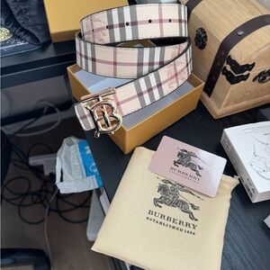 Burberry Beige and Black Check Belt